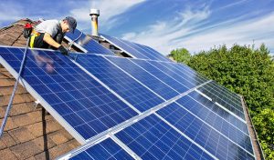 Service d'installation de photovoltaïque et tuiles photovoltaïques à Montberon